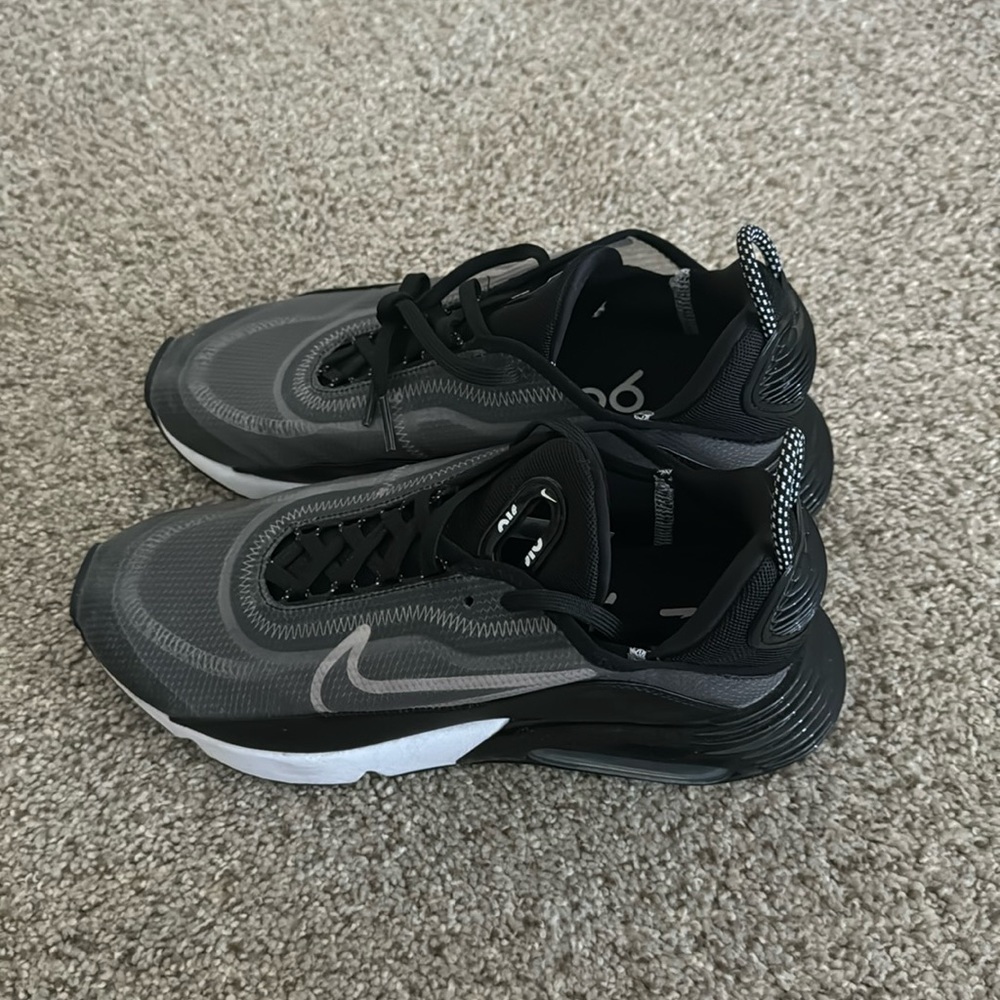 Nike 2090